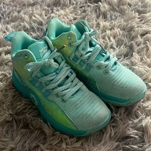 Boys Preschool Temu Brand High Top Basketball Shoes size 13K